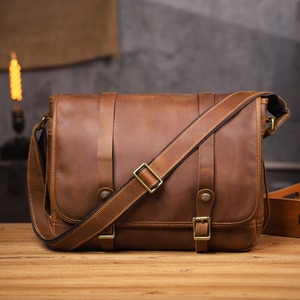 Bolso Bandolera de Cuero Vacuno Genuino Vintage para Portátil, Uso Diario, Protector y Duradero, 15.6 Pulgadas LLB-0391 - Product Image 1