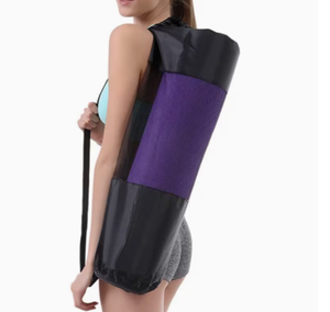 Bolsa de transporte para colchoneta de yoga morada con ribete negro y panel de malla para almacenamiento y transporte de equipos de entrenamiento físico en el gimnasio - Product Image 1