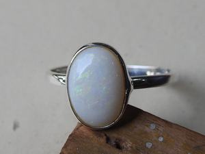 Bague de mariage australienne multi-feux - Argent - Pierre de naissance d'octobre - Opale solide - 11x7mm - Taille US 7 - Fabrication artisanale - Sertissage classique à griffes - Troisième - Product Image 2