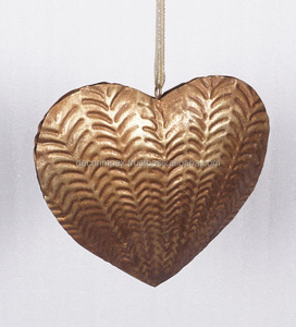 Adorno de corazón de metal dorado Adornos decorativos de farolillos de hierro y adornos de farol decorativos de festival de oro y plata - Product Image 1
