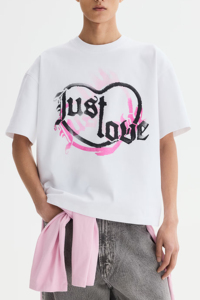 เสื้อยืดแขนสั้นผู้ชายสีขาว พิมพ์ลายหัวใจรัก ดีไซน์ลำลอง คอกลม ผ้าเจอร์ซีย์คอตตอน สำหรับผู้ชาย - Product Image 3