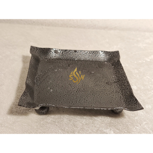 Juego de posavasos metálicos clásicos para interiores de casas tradicionales que ofrecen una fuerte protección y elementos decorativos rústicos para el hogar. - Product Image 2