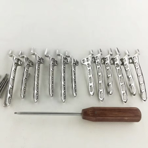 Placa de Bloqueo de Alta Calidad con Gancho de 3.5mm y Tornillo L/R 3-7H (Juego de 60 Piezas) Implantes Ortopédicos de Fijación de Fracturas Óseas de Acero Inoxidable 316L CE - Product Image 1