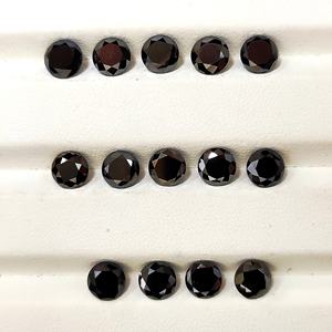 Diamants noirs cultivés en laboratoire 100 % authentiques, taille brillant rond, en vente. Prix par carat des diamants noirs en provenance d'Inde, prix de gros. - Product Image 4