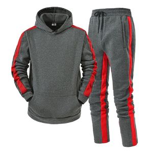Conjunto Deportivo Moderno y Elegante de Sudadera con Capucha y Pantalones Deportivos en Dos Tonos, Material Transpirable para Mayor Comodidad - Product Image 3