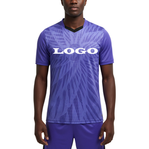 Camiseta de Fútbol Estilo Clásico, Color Personalizado, Logotipo del Equipo, Nombre y Número del Jugador Personalizados, 100% Poliéster Transpirable, Cuello en V, Manga Corta para Hombre - Product Image 5