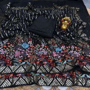 Sari élégant en faux georgette noir avec broderie multicolore et travail de sequins, accompagné d'un chemisier en soie satinée Banglori, 5,5 mètres - Product Image 4