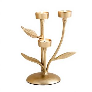 Portavelas Triple de Lujo con Diseño de Rama de Árbol Dorada, Hecho a Mano, Duradero, Ecológico, Decoración para el Hogar, Hoja Metálica para Navidad - Product Image 1