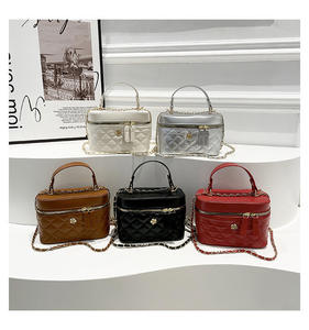 Women's PU Leather <b>Quilted</b> Tote Handbag Fashion Luxury Shoulder Messenger Bag Designer Purse Geometric <b>Single</b> Strap Custom Logo - Product Image 3