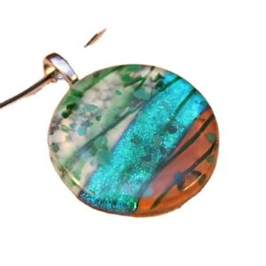 Pendentif en cristal en forme de goutte d'eau pour homme et femme, collier en forme de papillon avec pierres précieuses, alliage de Zinc, tendance, bouddhisme, vente en gros - Product Image 3