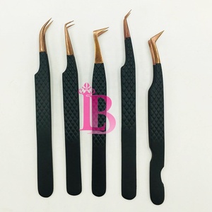 Ensemble de pinces à cils très réputées, en acier inoxydable japonais, noires, anti-dérapantes, au meilleur prix. - Product Image 6