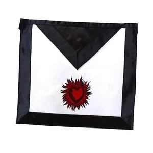 Tablier carré en cuir du 11e degré du Rite écossais, blanc avec emblème rouge, broderie personnalisée, écusson fait main avec motif de loge au choix - Product Image 1