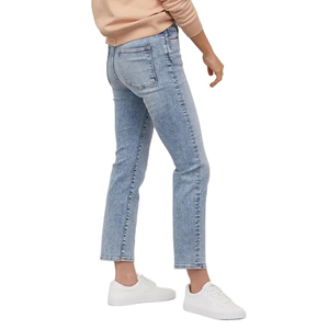 2026 Vente en gros de jeans décontractés pour femmes de haute qualité, vente directe usine, OEM, taille haute, coupe ample, taille mi-haute, délavé à la pierre - Product Image 3