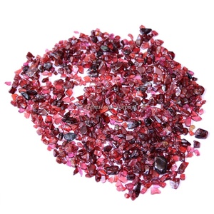 Puces de cristal de grenat naturel en gros | Puces de pierres précieuses de guérison en vrac pour Terrariums Orgonite Chakra Reiki - Product Image 1
