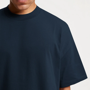 เสื้อยืดโอเวอร์ไซส์แบบคัสตอม 300 GSM สำหรับผู้ชาย เสื้อคอเต่าผ้าฝ้าย 100% หนานุ่ม ทรงบ็อกซี่ พิมพ์ลายกราฟิก เสื้อผ้าสตรีทแวร์สุดหรู - Product Image 5