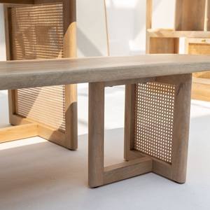 Banc Vandana Falcon Solace en rotin et bois de manguier pour une assise moderne élégante en intérieur et en extérieur - Product Image 2