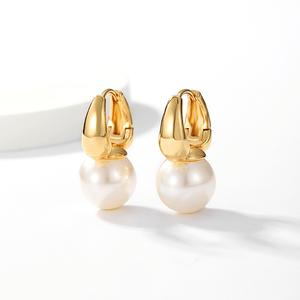 Orecchini a perno semplici con perle, design alla moda con perline in vetro metallizzato e materiale in rame, idea regalo - Product Image 2