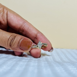 Anillo de Diamantes de Oro Amarillo de 18K para Mujer, Corte Brillante Redondo en Forma de Cometa, con Piedras Laterales, Estilo Clásico, Regalo de Boda - Product Image 3