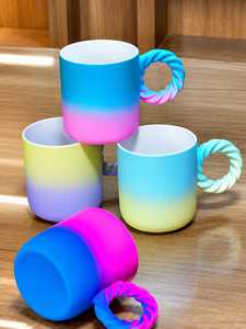 Taza de Cerámica ZamZam Industries, Diseño de Lujo, Color Degradado, Asa Retorcida, Antideslizante, Ecológica, Decoración de Mesa, 300 mm de Diámetro - Product Image 4