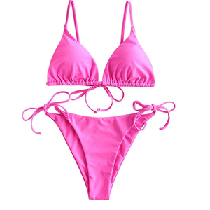 Maillots de bain de luxe pour femme : Bikinis string, maillots de bain et tenues de plage - Product Image 1