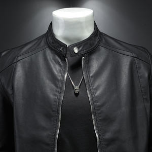 Chaqueta de cuero para motociclista hecha a medida, inspirada en la cultura clásica de las motocicletas, con cuello alto, para hombre. - Product Image 4