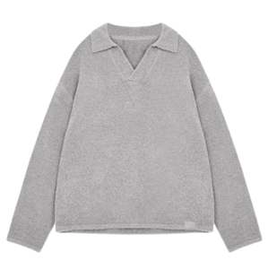 Polo de Manga Larga de Punto Bouclé Gris Jaspeado, Cómodo y Elegante, Ideal para un Estilo Casual y Relajado - Product Image 1