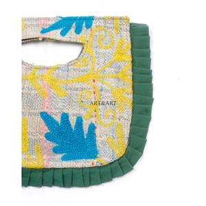Nouvelle pochette à main tendance et sac de soirée, sac à bandoulière Kantha pour femme avec fermeture magnétique, idéal pour les occasions décontractées - Product Image 2