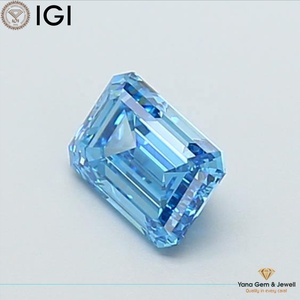 Diamante Cultivado en Laboratorio con Corte Esmeralda de 1.00 Quilates de Alta Calidad con Certificado IGI, Color Azul Intenso, Claridad VVS2 - Product Image 3