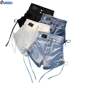 กางเกงยีนส์ขาสั้นเอวสูงทรงเข้ารูปสำหรับผู้หญิง ดีไซน์ทันสมัย ระบายอากาศได้ดี เหมาะสำหรับฤดูร้อน สวมใส่สบาย - Product Image 1