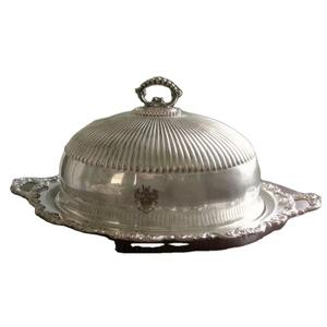 Les réchauds métalliques rehaussent le service buffet grâce à une présentation raffinée ; le corps métallique résiste aux lavages et polissages fréquents. - Product Image 4