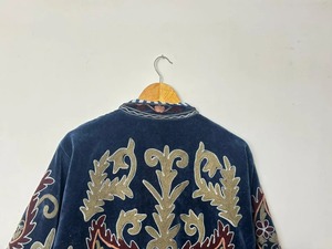 เสื้อแจ็คเก็ตผ้าฝ้ายปักลายดอกไม้วินเทจ คอจีน แขนยาว เสื้อคลุมลำลองสำหรับผู้ใหญ่ ใส่ได้ในฤดูใบไม้ร่วง - Product Image 2