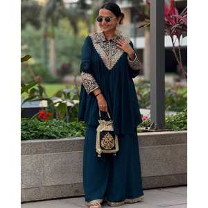 Ensemble haut et bas fantaisie pour femmes pour les fêtes, travail de séquence brodée - Product Image 3