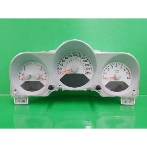 Tableaux de bord d'occasion pour PT Cruiser 05107628AJ - Product Image 1