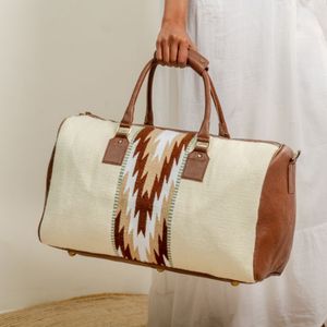 Sac de voyage vintage à la mode en cuir véritable avec fermeture éclair, grande capacité, durable et léger - Product Image 4