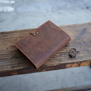 Funda de cuero personalizada para Biblia, con grabado, para editoriales de arte cristiano, regalo cristiano con cierre de seguridad. - Product Image 3