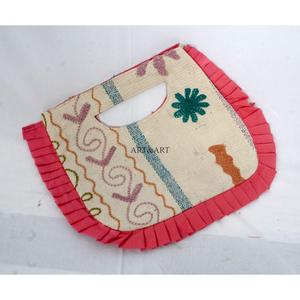 New Latest Trending Hand Clutch and evening bag purse <b>frame</b> clutch women's kantha messenger bag with <b>magnetic</b> closure for casual - Product Image 4