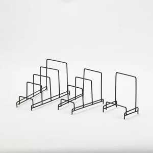 Égouttoir à vaisselle pliable en bois en forme de X avec fentes en fil métallique noir, support compact en bambou pour assiettes, organisateur de rangement de cuisine - Product Image 2