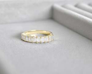 Anillo de Eternidad con Diamantes Cultivados en Laboratorio, Corte Baguette, Anillo de Boda de Oro, Anillo de Eternidad Completo, Anillo Apilable para Aniversario - Product Image 1