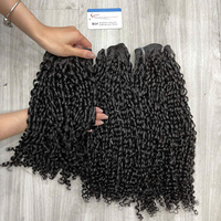 Choix privilégié pour cheveux bouclés : Extensions de tissage de luxe en cheveux humains vierges Remy, traités à la vapeur, 100% cheveux humains vietnamiens, 100g, sans traitement.