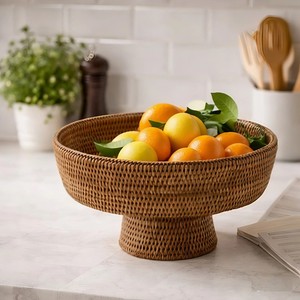 Bol décoratif en rotin écologique sur piétement, grand bol de service tressé, corbeille à fruits sur pied pour cuisine et salle à manger, vente en gros - Product Image 5