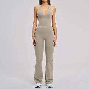 Conjunto de Yoga Sólido y Transpirable de Microfibra con Corte Ligeramente Acampanado, Estilo Europeo Americano, para Deportes, Running y Fitness, con Top Halter de Escote en V Profundo y Pantalón Largo - Product Image 6