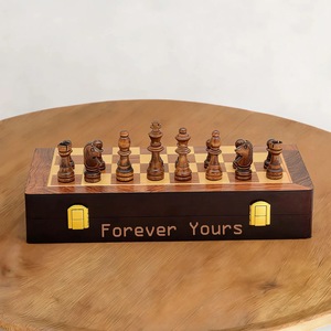 Tablero de Ajedrez Rectangular Rústico y Ecológico de ILAHI, Hecho a Mano con Madera Pura al 100%, Estilo Animal/Amor, Tamaño Personalizado - Product Image 3