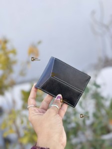 กระเป๋าสตางค์หนังแท้คุณภาพสูง ป้องกัน RFID สำหรับใส่บัตรเครดิต บัตรประชาชน บัตรธุรกิจ แบบพับสองตอน ดีไซน์บางเฉียบ สำหรับผู้ชาย - Product Image 5