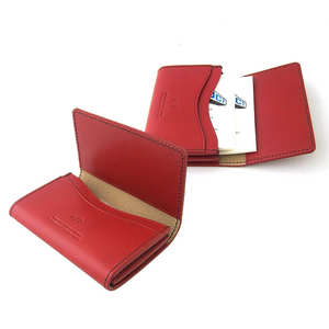 Portefeuille porte-cartes en cuir véritable avec logo personnalisé en relief, fabriqué par RIMZA INDUSTRIES - Product Image 4