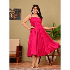 Robe longue moderne pour femme 100 % coton, coupe empire au niveau du genou, corsage smocké, décolleté cœur, dos nu, écologique, séchage rapide - Product Image 3