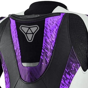 Chaqueta de Cuero para Motociclista, en Negro con Protección Corporal en Rojo, Chaquetas de Cuero para Carreras de Motos - Product Image 6