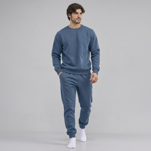 Fábrica de Conjuntos Deportivos para Hombre, Pantalones de Pierna Recta y Camisetas a Juego con Medidas y Acabados Personalizados - Product Image 1