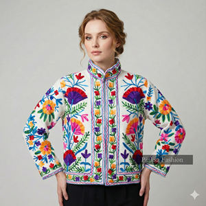 Veste de sport en velours de coton tricoté à la main Suzani |   Manteau d'automne/hiver bohème pour femmes |   Broderie florale respirante - Product Image 1