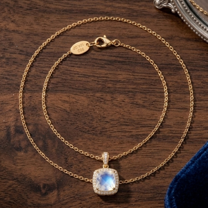 Collar con Colgante de Circonita Cúbica Blanca Arcoíris, Plata de Ley 925, Chapado en Oro de 18K, Joyería Elegante para Mujer a Precio de Mayoreo - Product Image 2