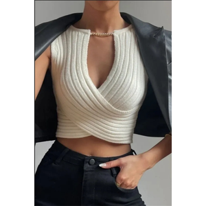 เสื้อครอปถักแบบไร้แขนทรงรัดรูปด้านหน้า แต่งโซ่ทองคำ ดีไซน์ไขว้ พร้อมตกแต่งด้วยฮาร์ดแวร์ - Product Image 2